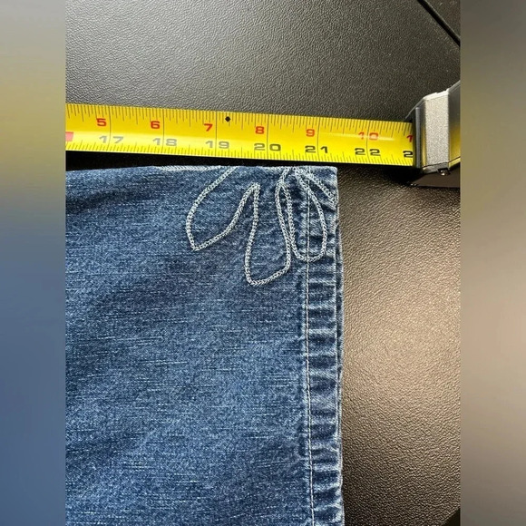 Faded Glory Women’s 10 Jean Capris‎ Floral Embroidered Boho Y2K Style Festival - Picture 11 of 14